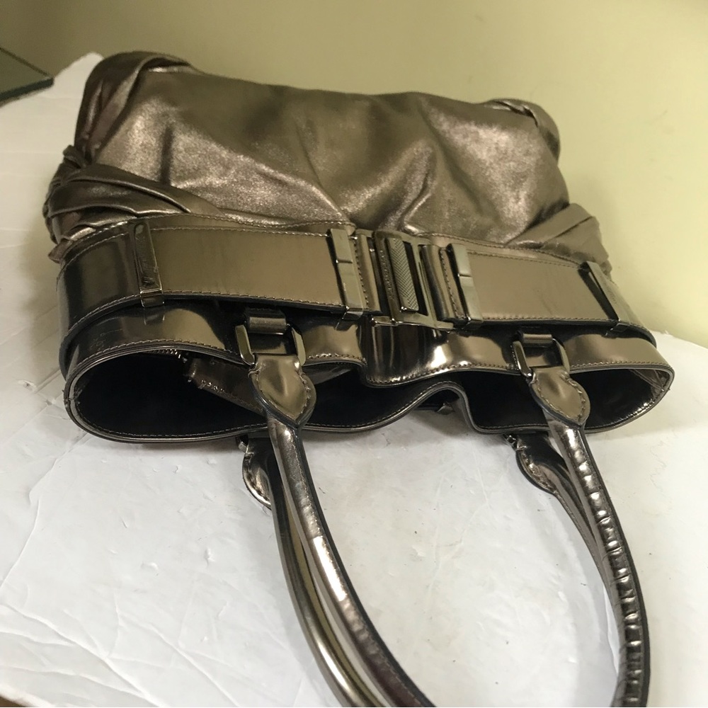 Burberry Knotted Healy Tote Leather Metallic Shoulder Bag Nova Check Handbag Zip - Picture 12 of 16